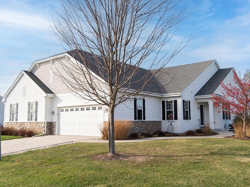 1st image of N54W35286 Coastal AVENUE #22-2
