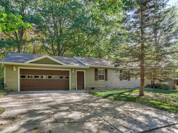 608 Kentucky Ave, South Haven, MI 49090