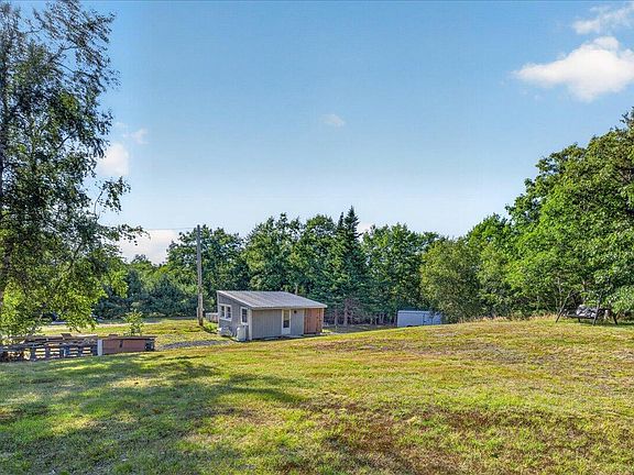 2nd image of 437 Dunbar Road