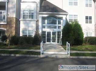 2207 Conrad Way, Somerset, NJ 08873