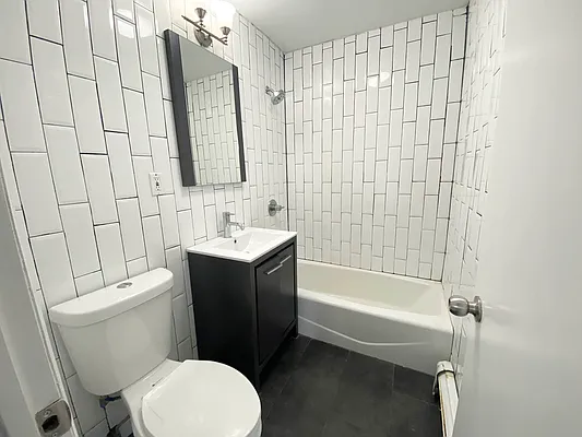 Rented by Compass | media 13