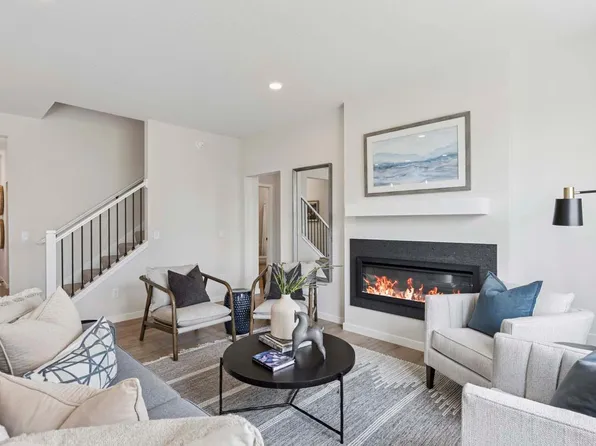 5105 Coronado Dr, Woodbury, MN 55129