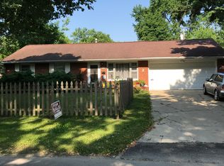 1425 Holly Hill Dr, Champaign, IL