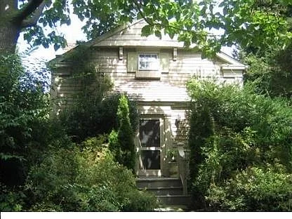 4 Cozzens Ln — Photo 17
