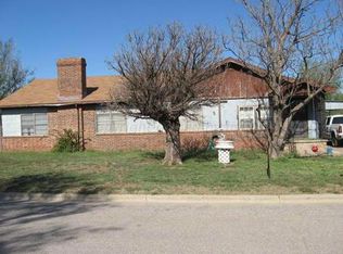 517 Perry St, Pampa, TX 79065