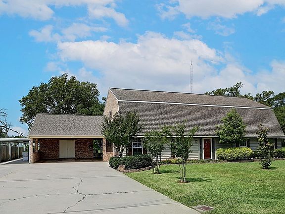 4th image of 257 Aline Dr