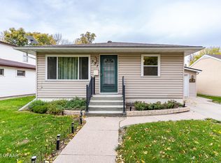337 Hurlbut St, Crookston, MN 56716