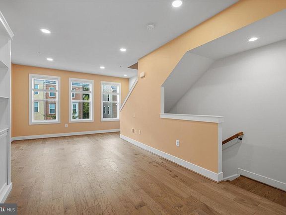 4th image of 12715 Vuillard St