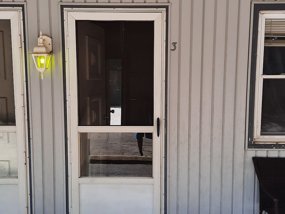1st image of 419 Oregon Ave #3