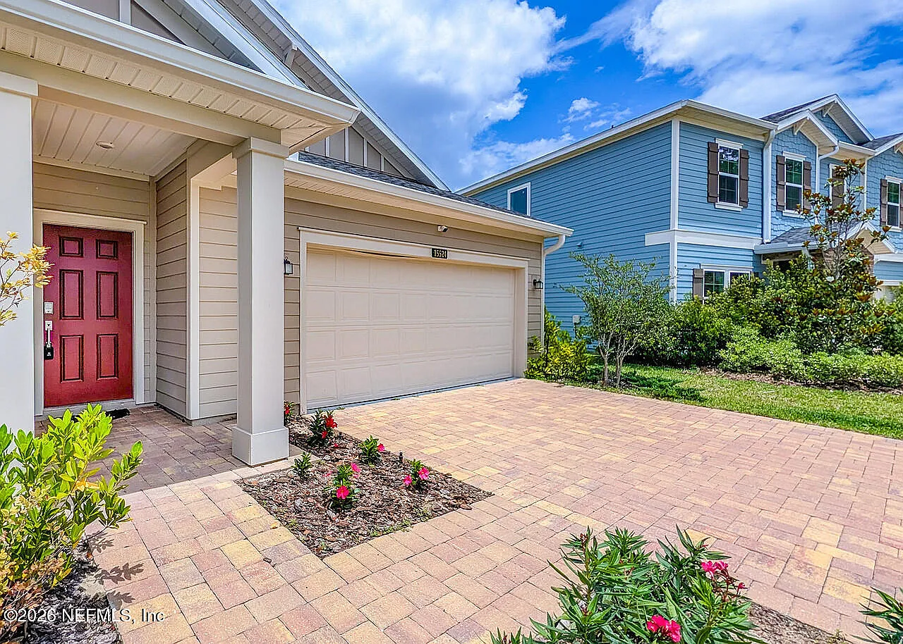 4 bed, 2.0 bath, 2126 sqft, $2,500 — Photo 3