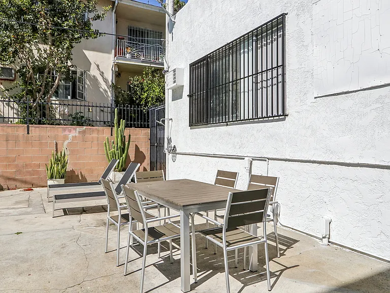 7005 Lanewood Ave — Photo 12