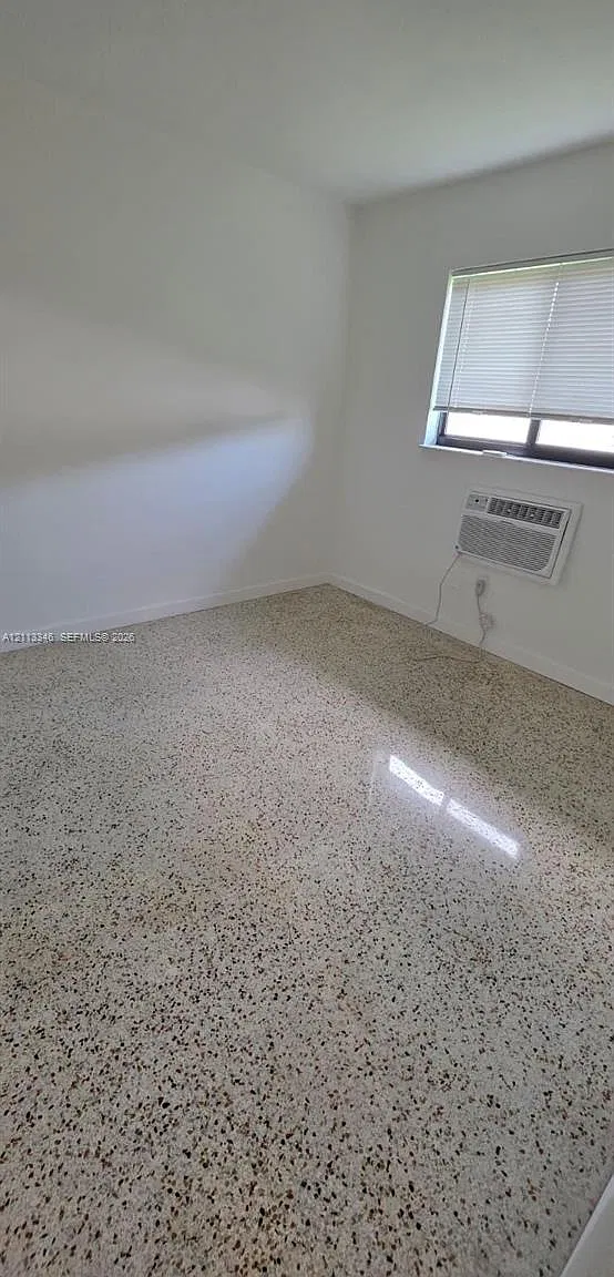 1 bed, 1.0 bath, $1,700 — Photo 4