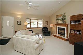 3rd image of 6584 Whitehorse Ave