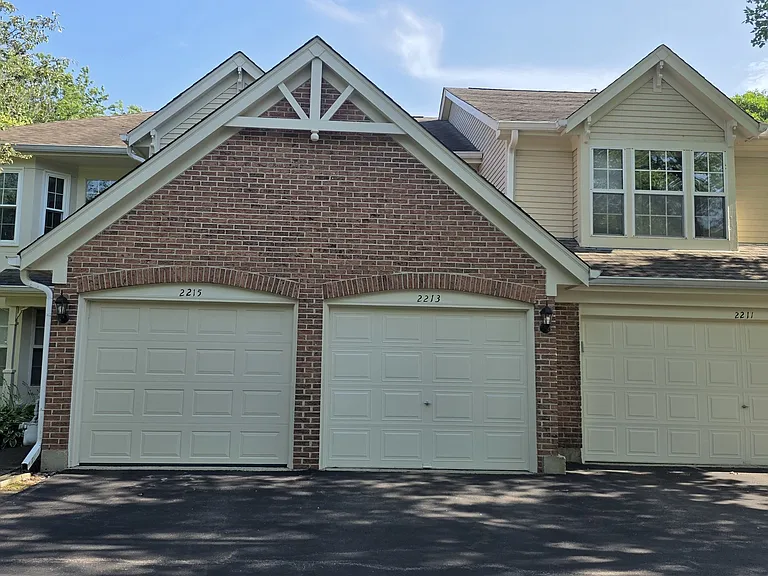 2213 Camden Ln #2213 — Photo 2
