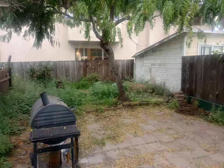 4th St — Photo 7