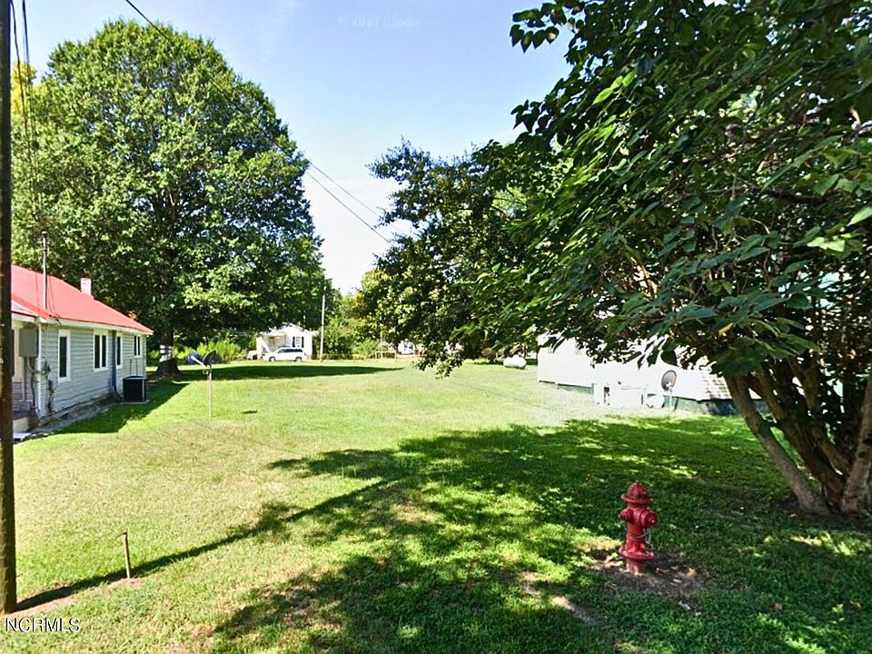 2nd image of 301 Thomas Street