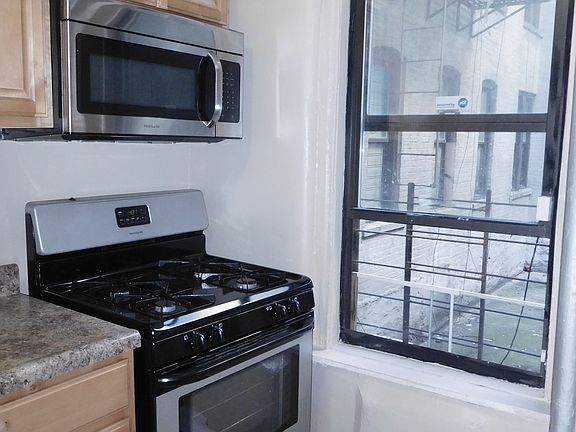 4th image of 1325 Eastern Pkwy APT 10A