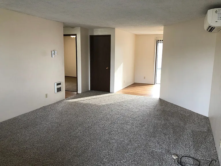 4823 Elderberry Loop — Photo 6