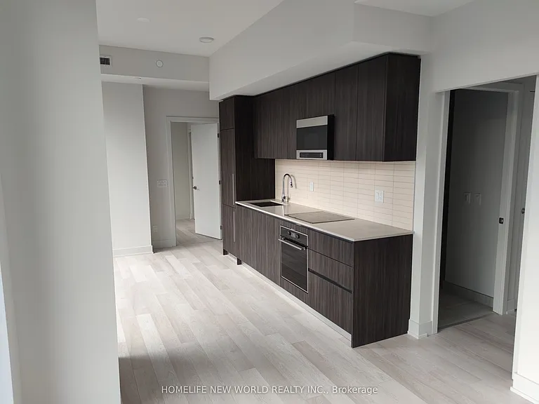 8 Cumberland St #1303 — Photo 3