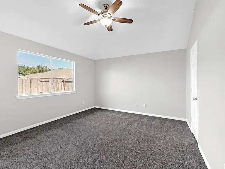 4018 Floral Way Ct — Photo 16