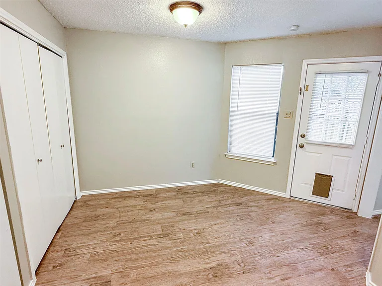 409 Rawhide Loop — Photo 6