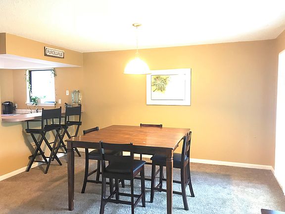 4th image of 2583 Derbyshire Cir