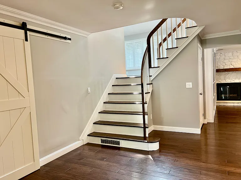 18 Melrose Ln — Photo 5