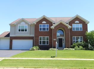 6623 Waterford Dr, McHenry, IL 60050