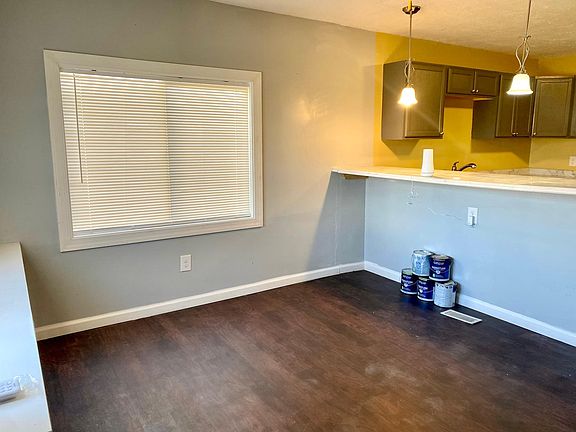 2nd image of 1203 Finley Ave