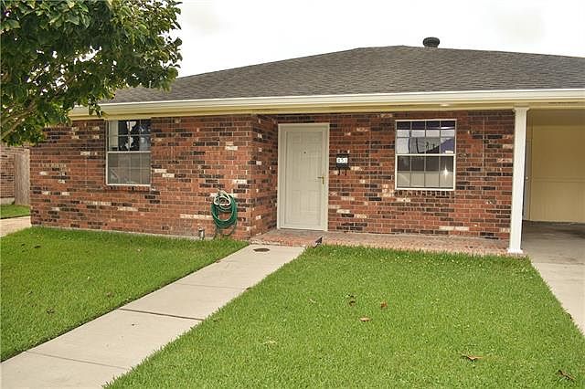 1st image of 453 Sugarpine Dr