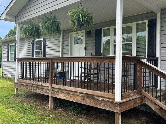 2nd image of 203 Heidel Cir