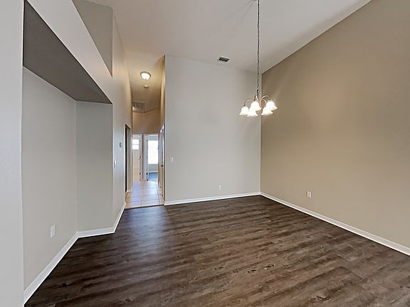 4th image of 4627 Braesgate Ct