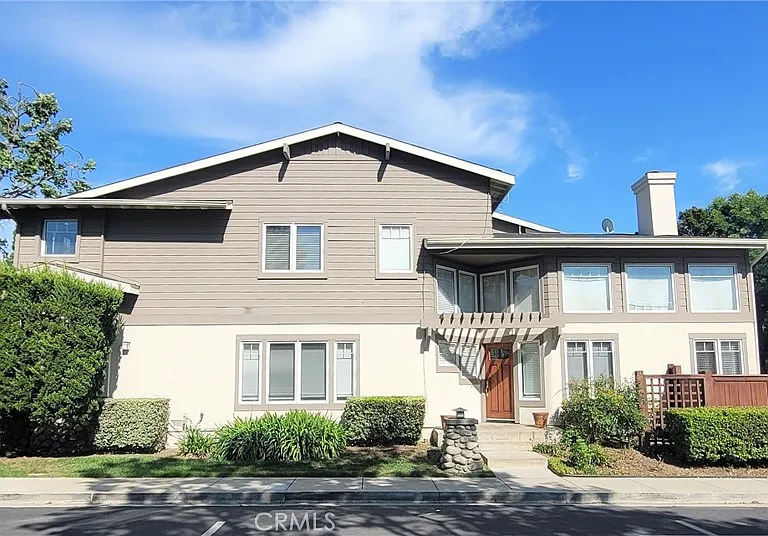 2764 Heritage Dr — Photo 1