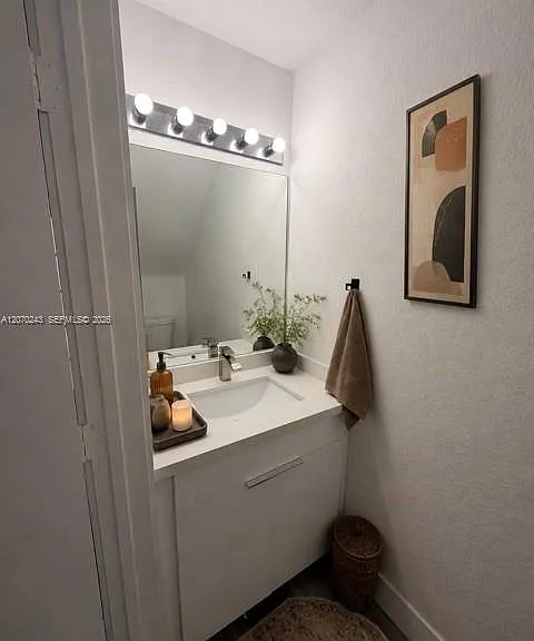 2054 NE 167th St #3-122 — Photo 4
