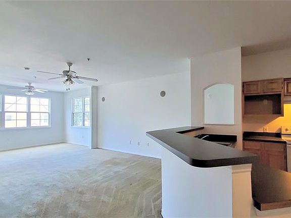 4th image of 3315 Parkchester Square Blvd APT 205