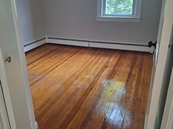 5th image of 69 Kossuth St Floor 3