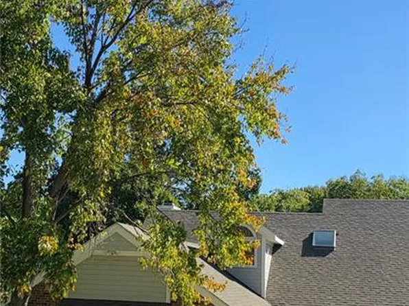 3007A Cedar Crest Dr, Independence, MO 64057