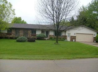 1603 37th Ave, Sterling, IL 61081