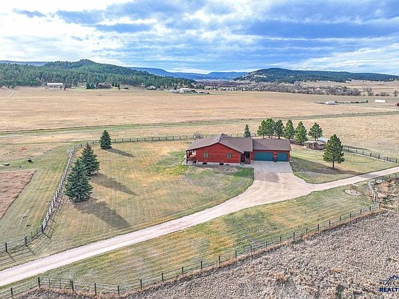 5th image of 7080 Elk Creek Rd