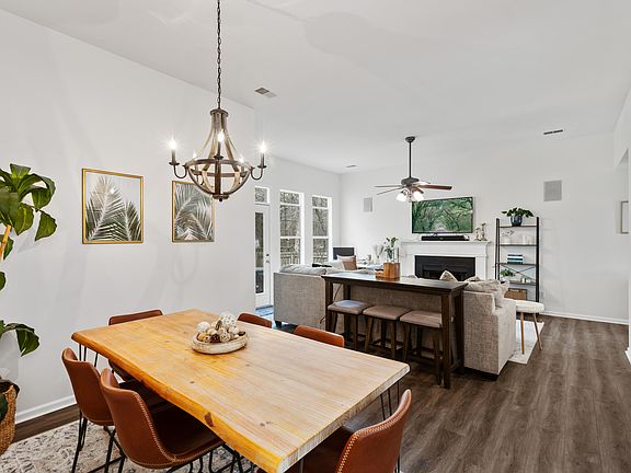 3rd image of 2668 Palmetto Hall Blvd