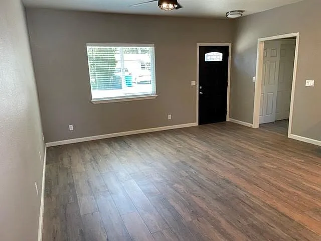 481B McKnight Ln — Photo 6