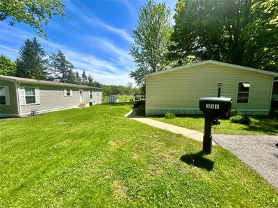 331 Holly Park Dr, Erie, PA, 16509