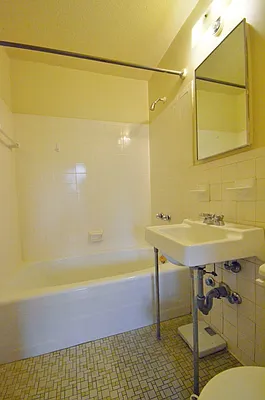 Rented by Corcoran | media 12