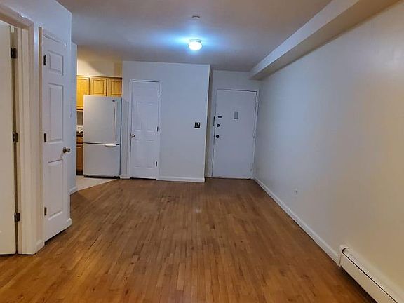 2nd image of 13970 Pershing Cres APT 3