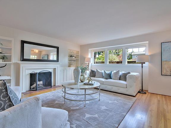 4th image of 237 Santa Margarita Ave