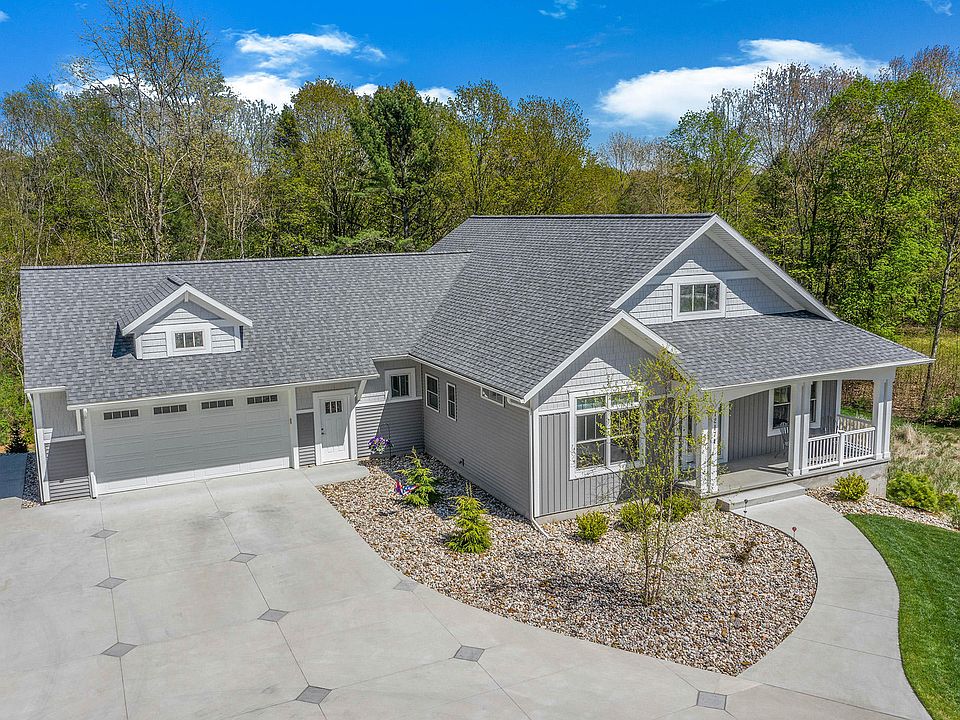 1st image of 12174 Forest Beach Trl