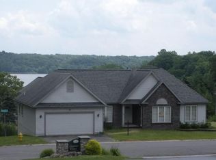 30 Peaceful Trl, Rochester, NY 14609