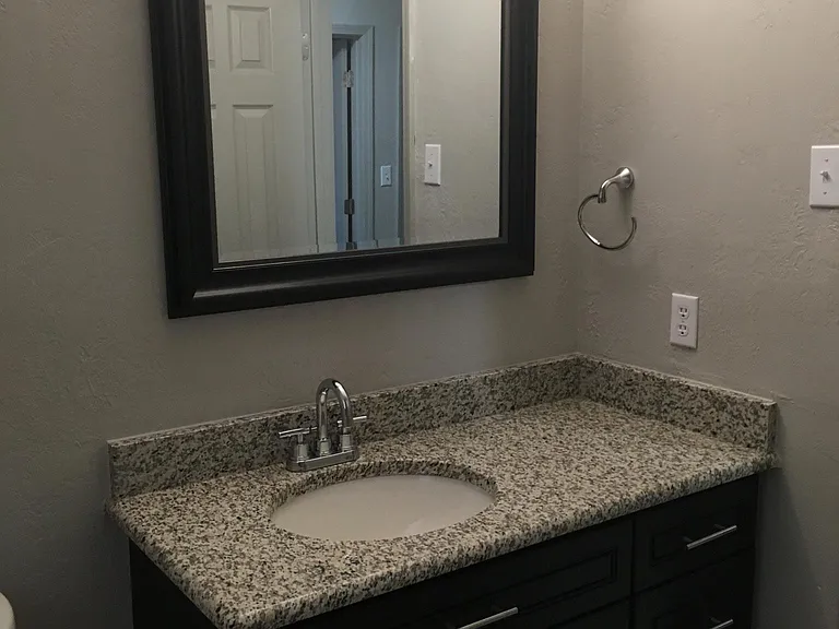 119 S Mercedes Dr — Photo 10