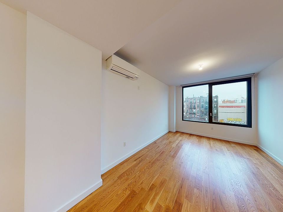 1st image of 123 Melrose St APT 635