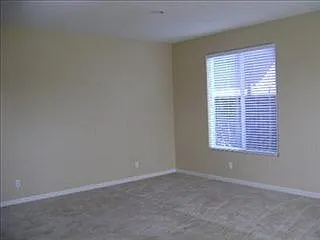 3209 Plantation Ct photo 1